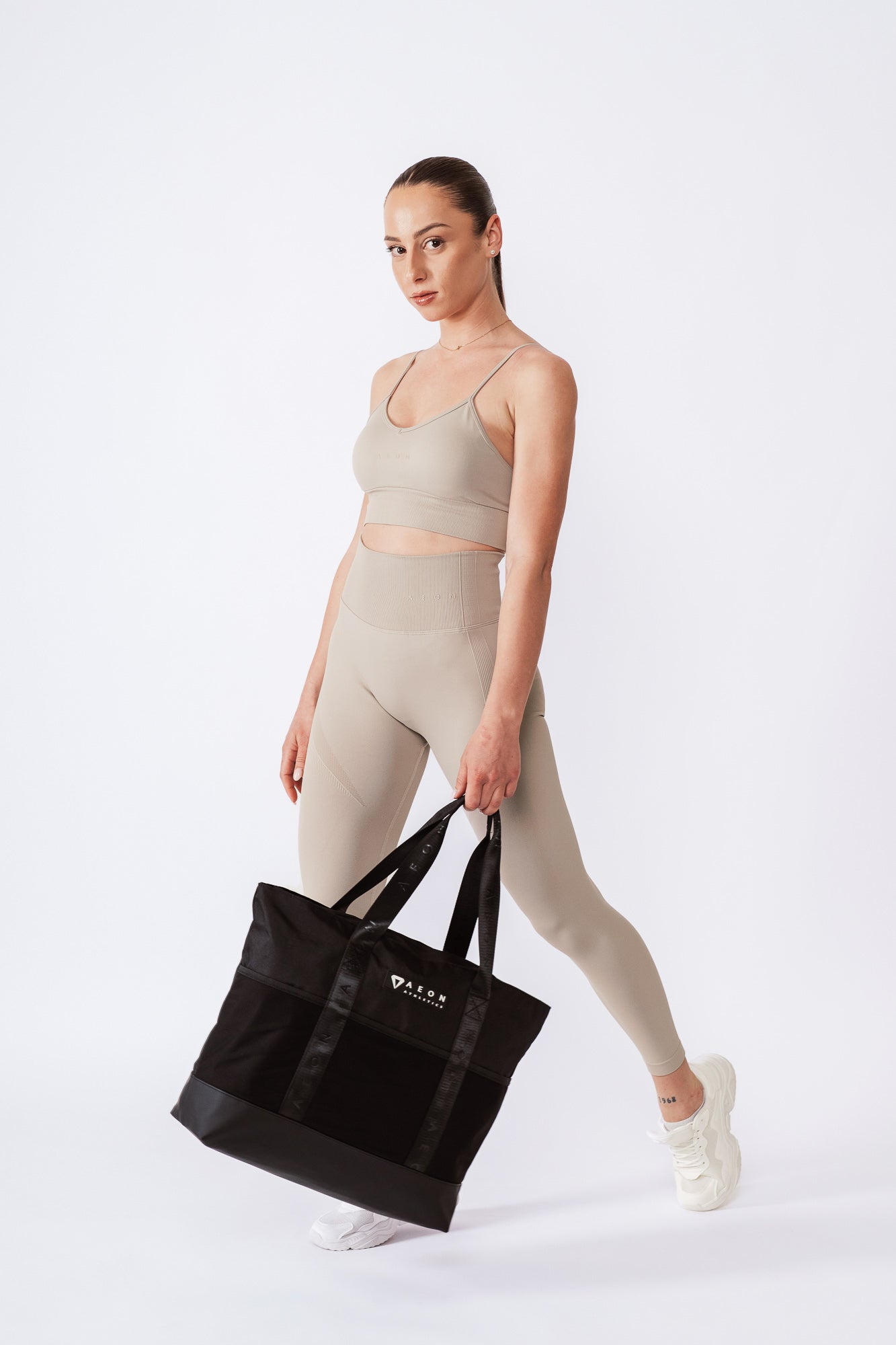 ELEVATE TOTE TAŠKA