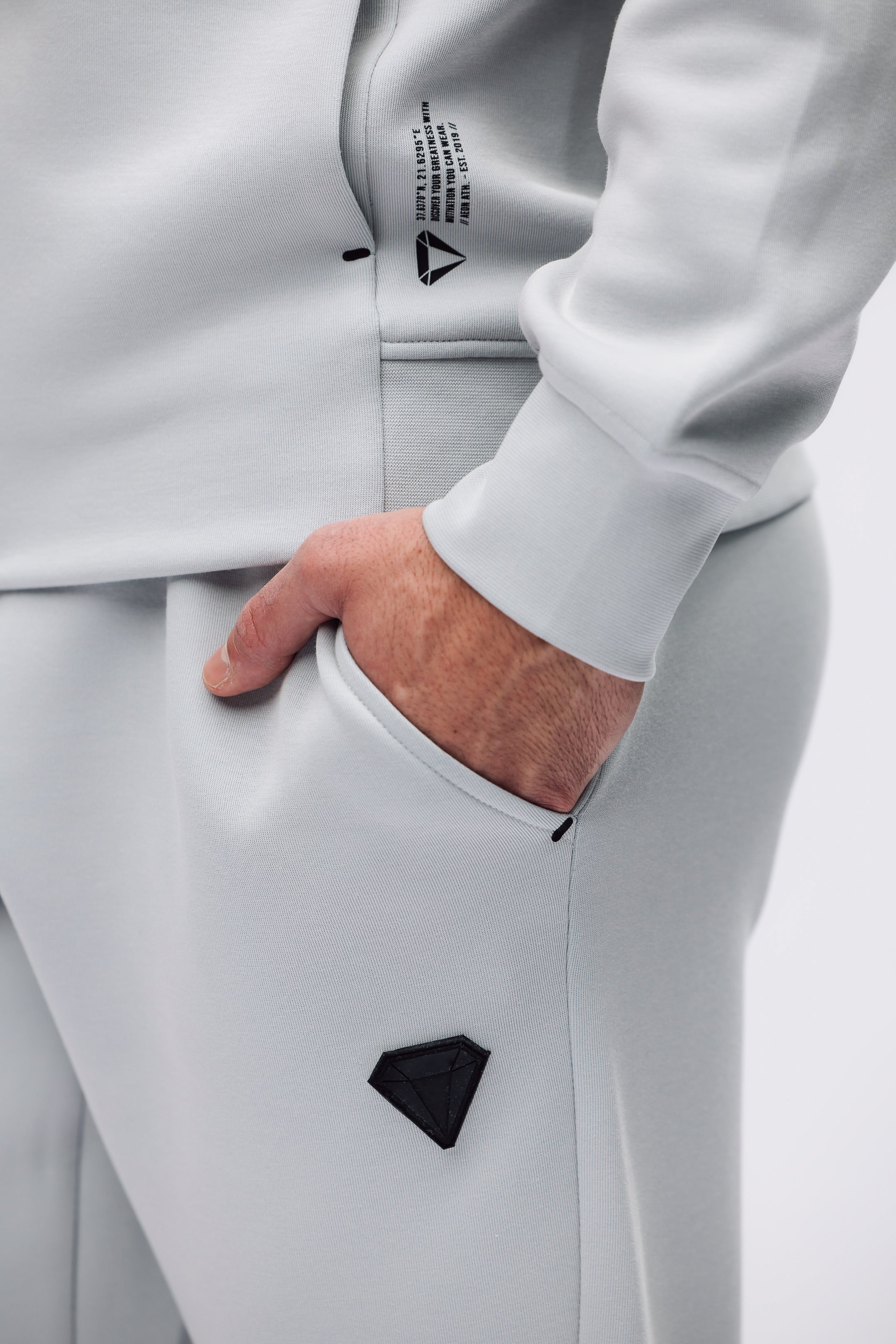 TECHFIT PÁNSKÁ TEPLÁKOVÁ SOUPRAVA - WOLF GREY (2-KUSY)