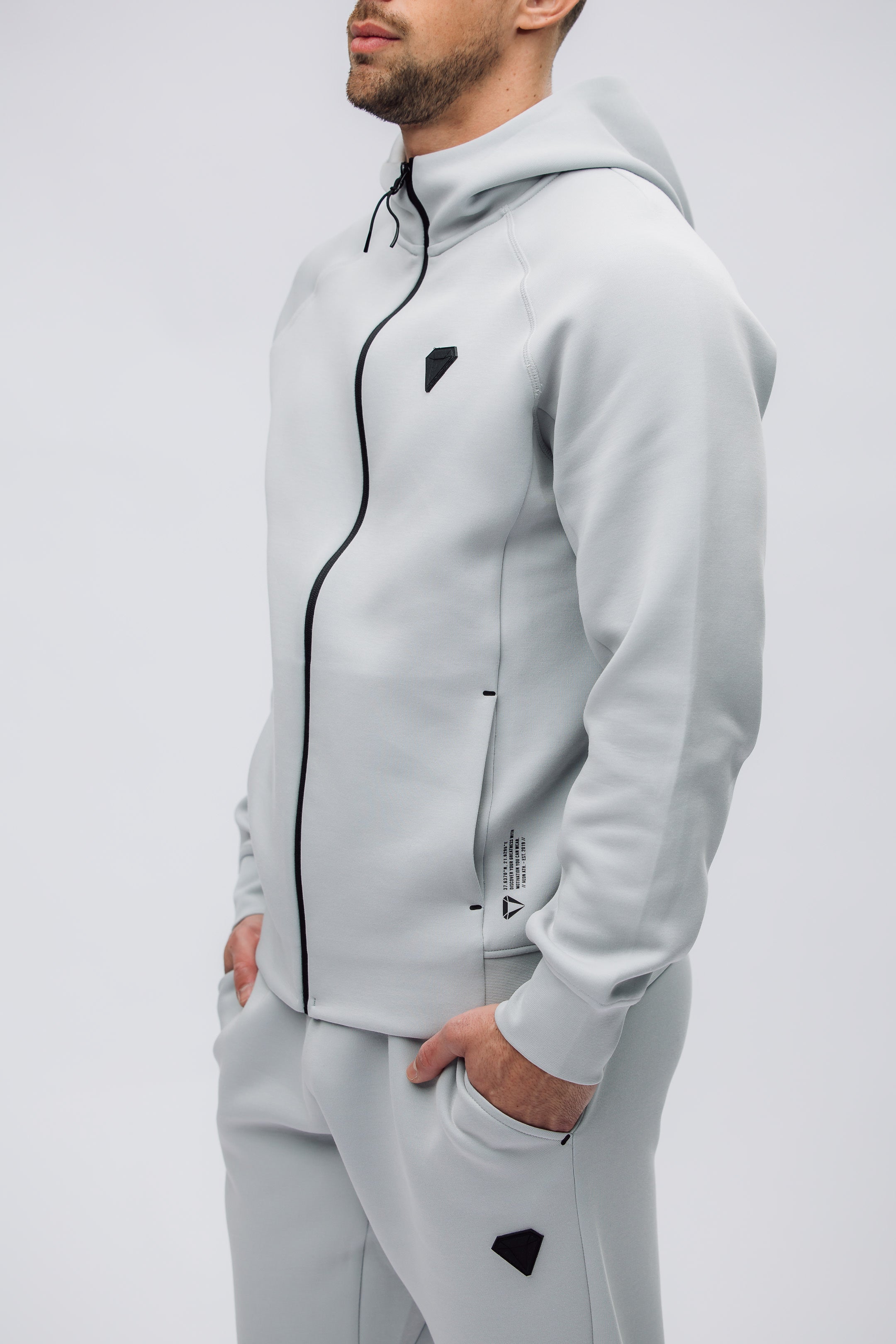 TECHFIT PÁNSKÁ TEPLÁKOVÁ SOUPRAVA - WOLF GREY (2-KUSY)