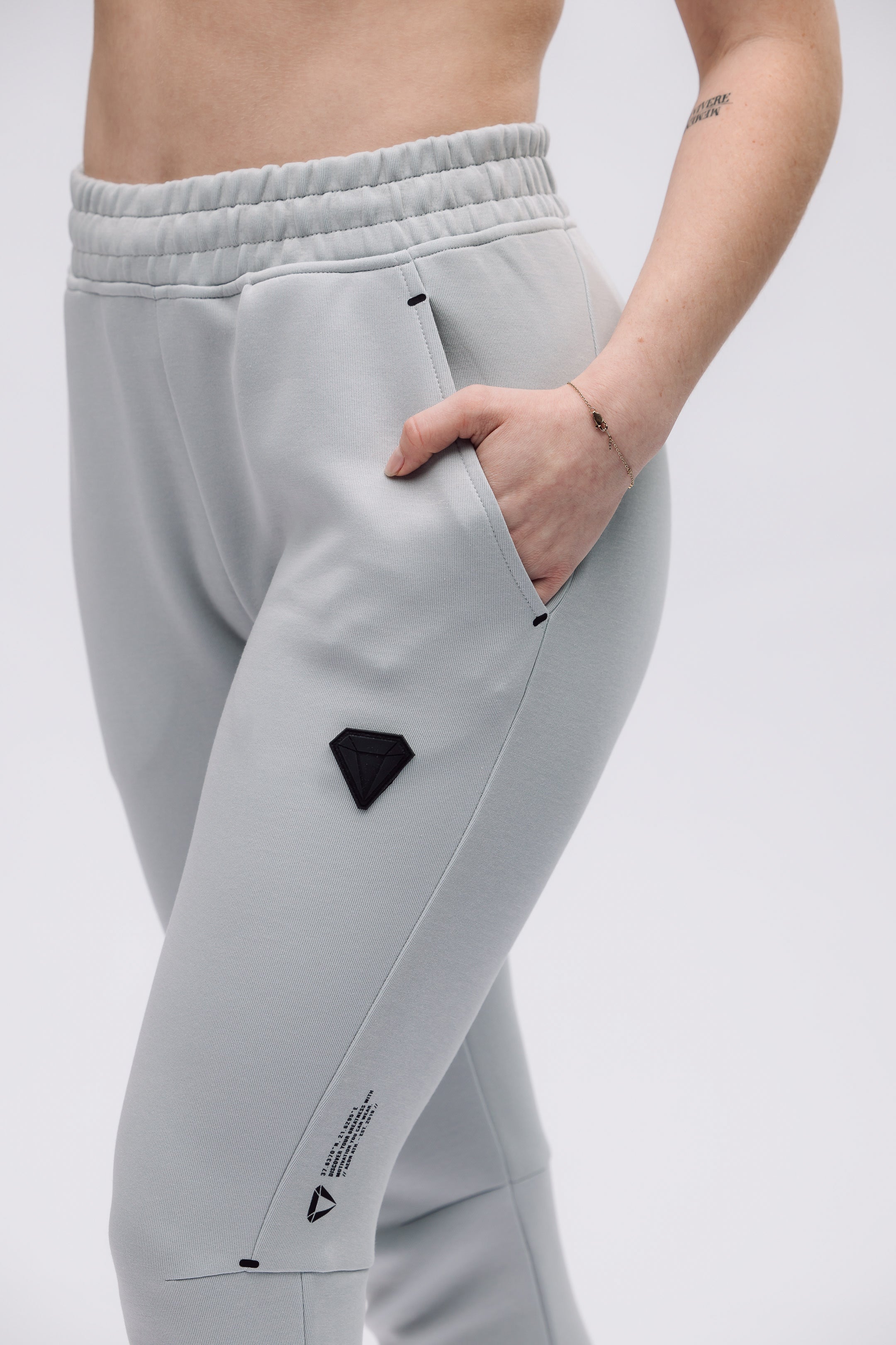 TECHFIT DÁMSKÁ TEPLÁKOVÁ SOUPRAVA - WOLF GREY (2-KUSY)