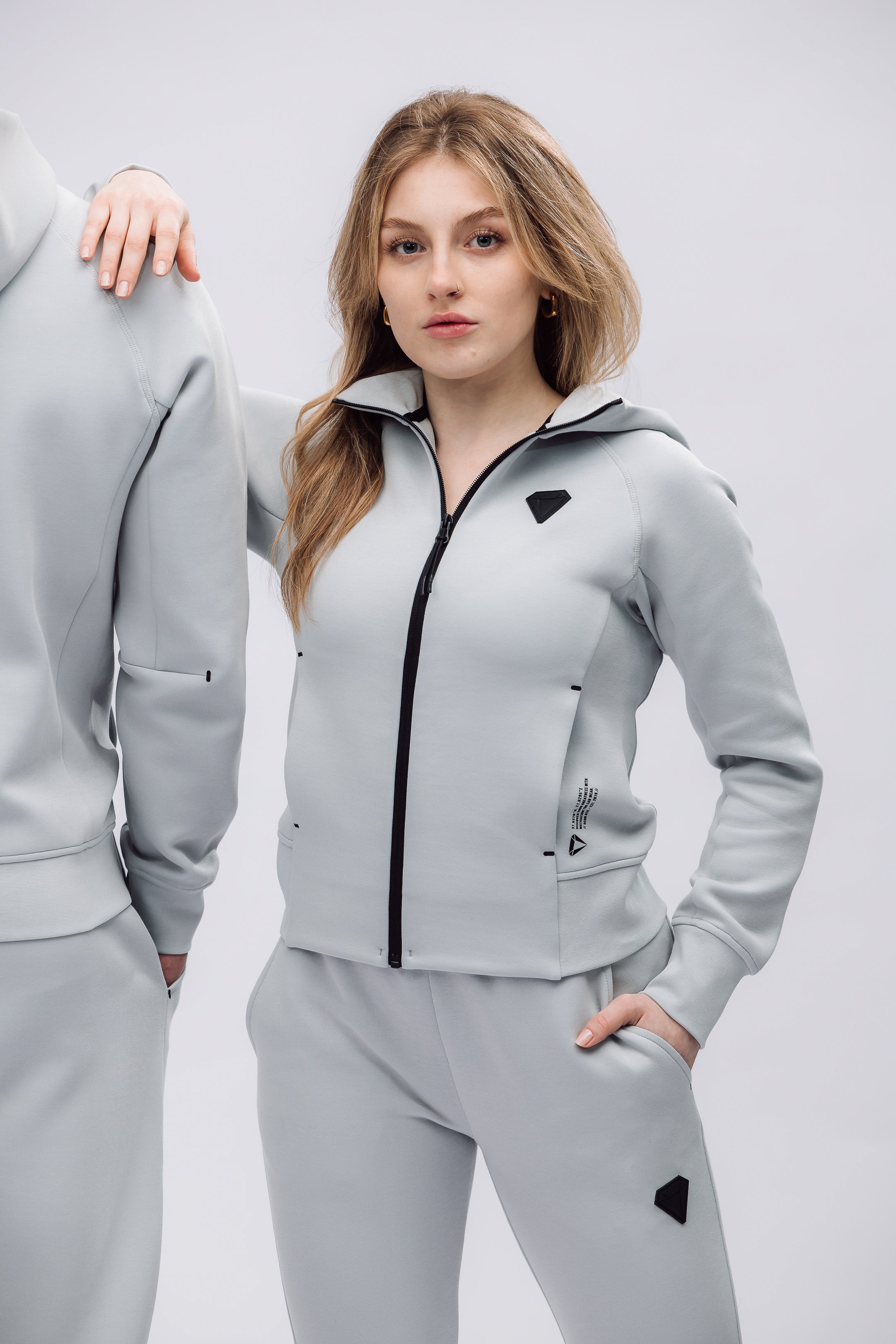 TECHFIT DÁMSKÁ TEPLÁKOVÁ SOUPRAVA - WOLF GREY (2-KUSY)