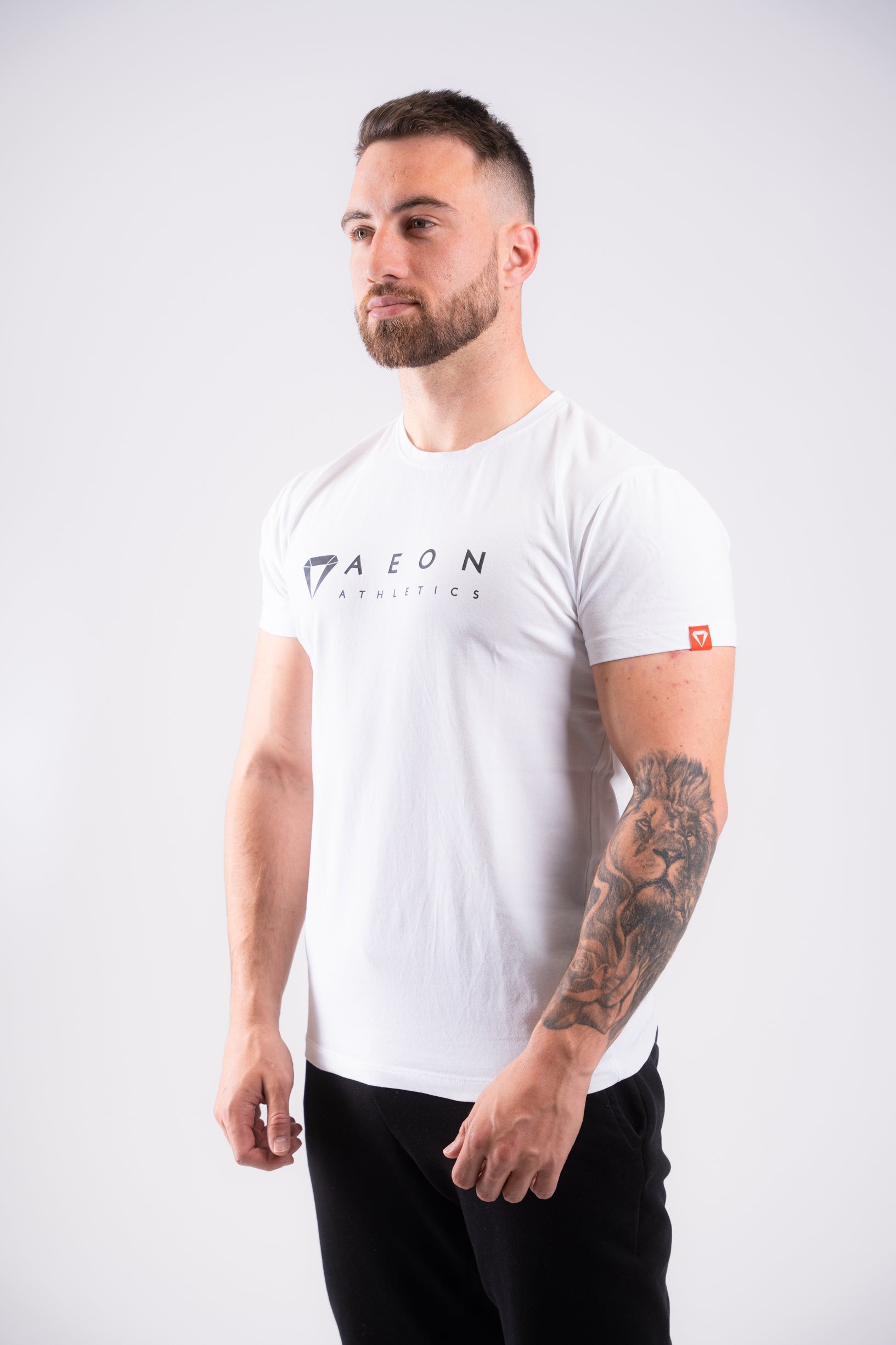 AEON COMMUNITY KRÁTKÉ TRIČKO