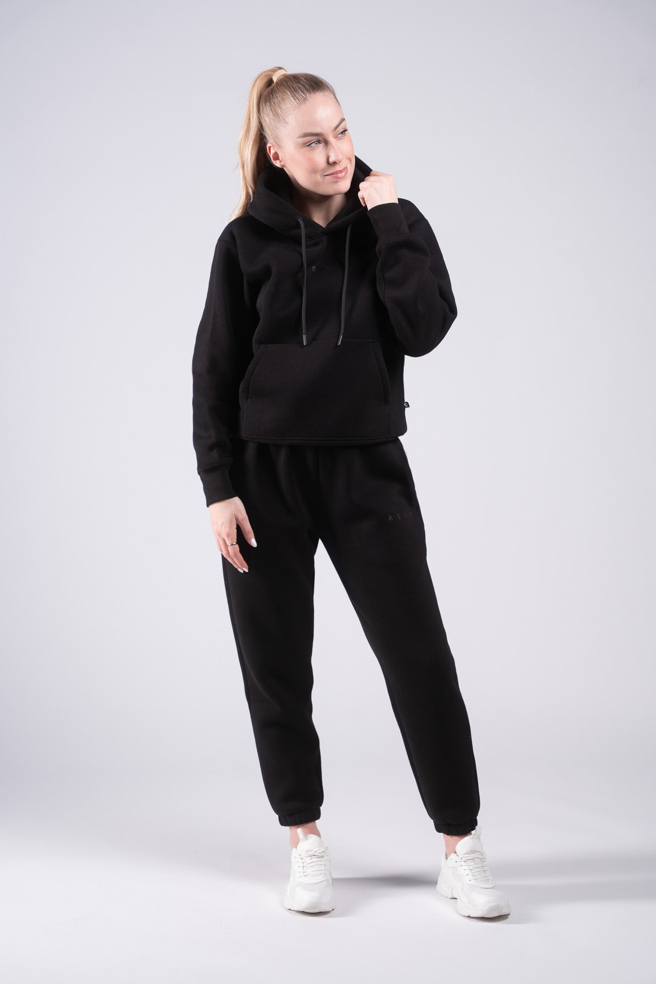 ELEVATE TEPLÁKOVÁ SOUPRAVA - BLACK (2 kusy)