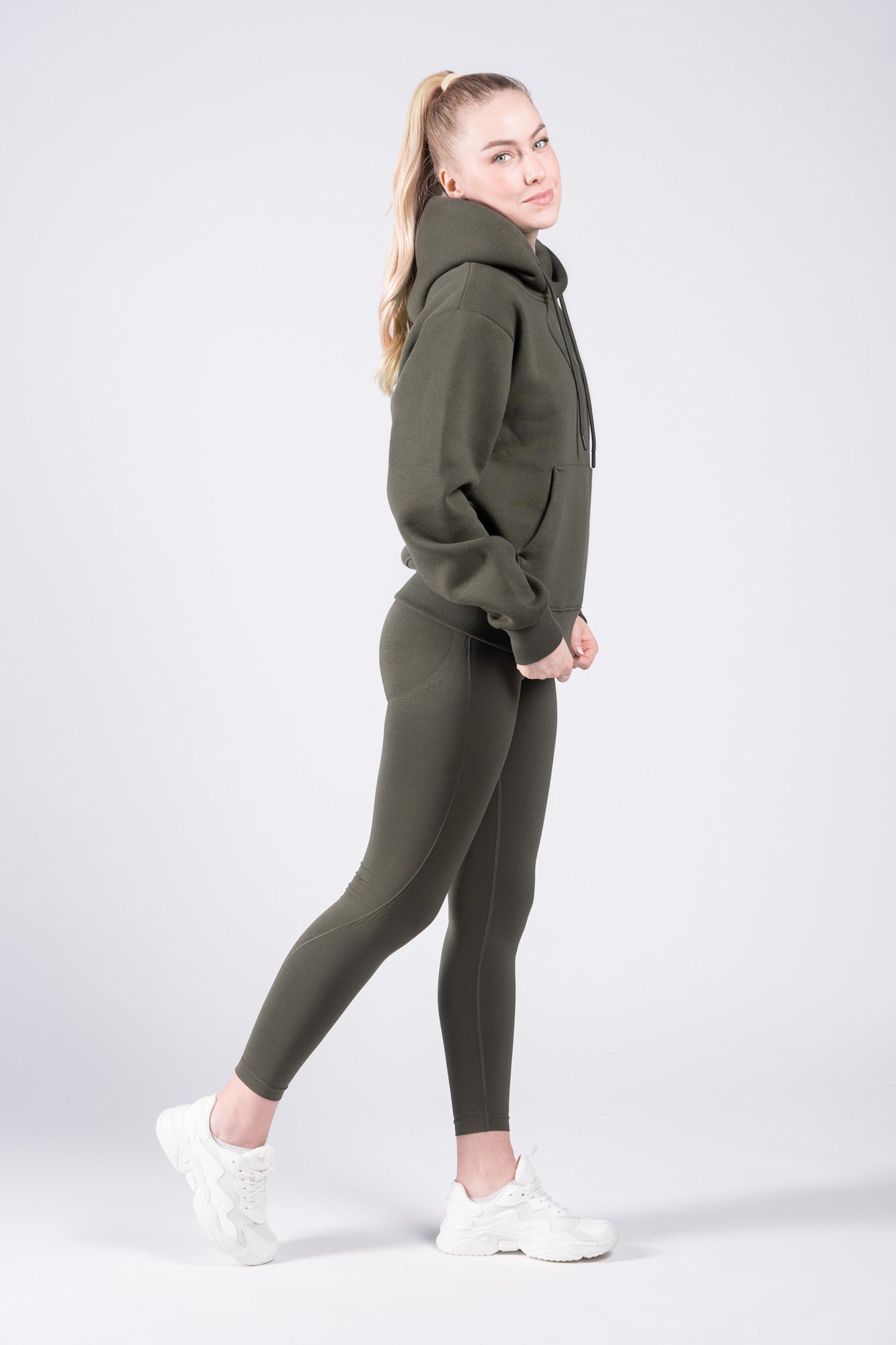 ELEVATE MIKINA