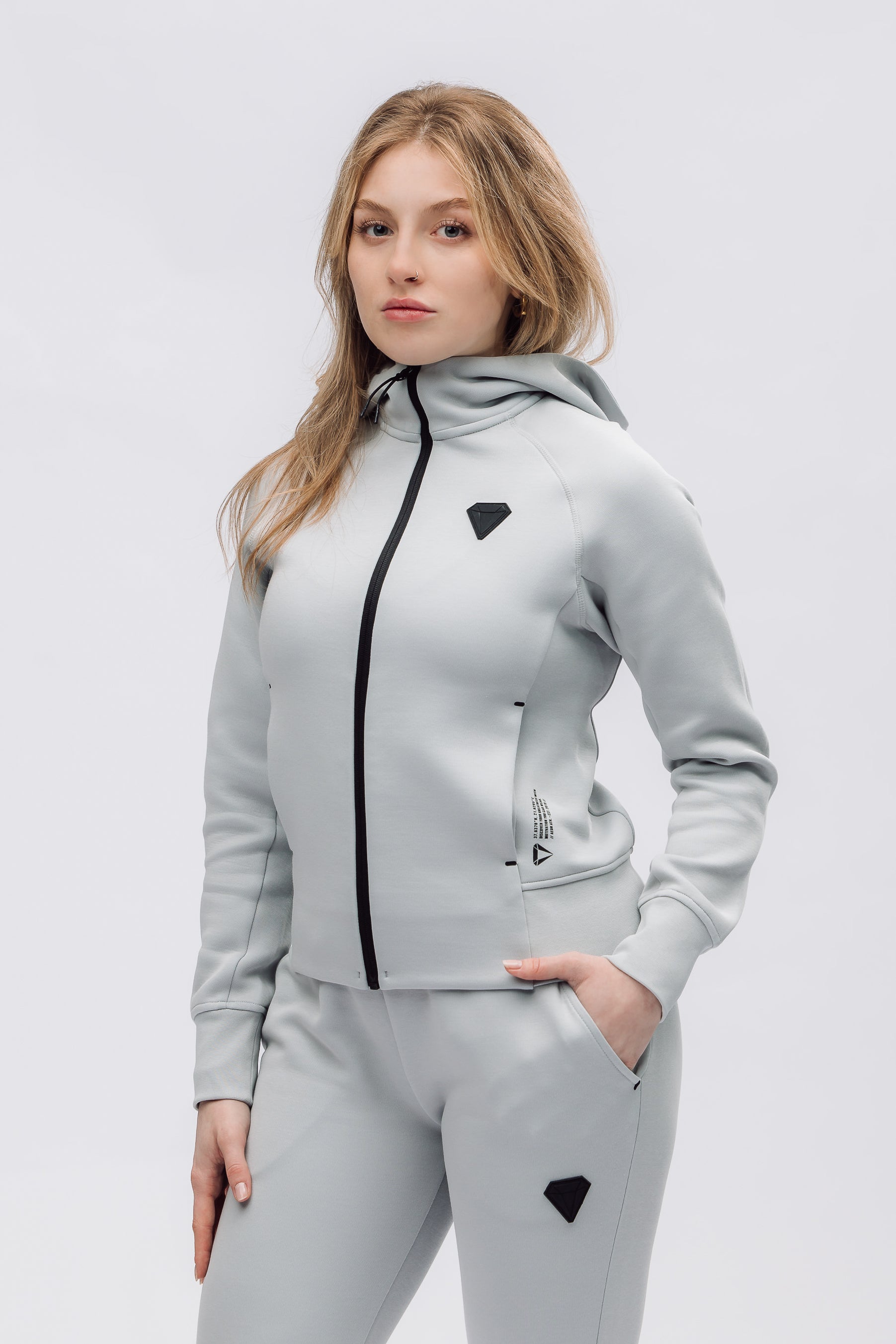 TECHFIT DÁMSKÁ MIKINA NA ZIP
