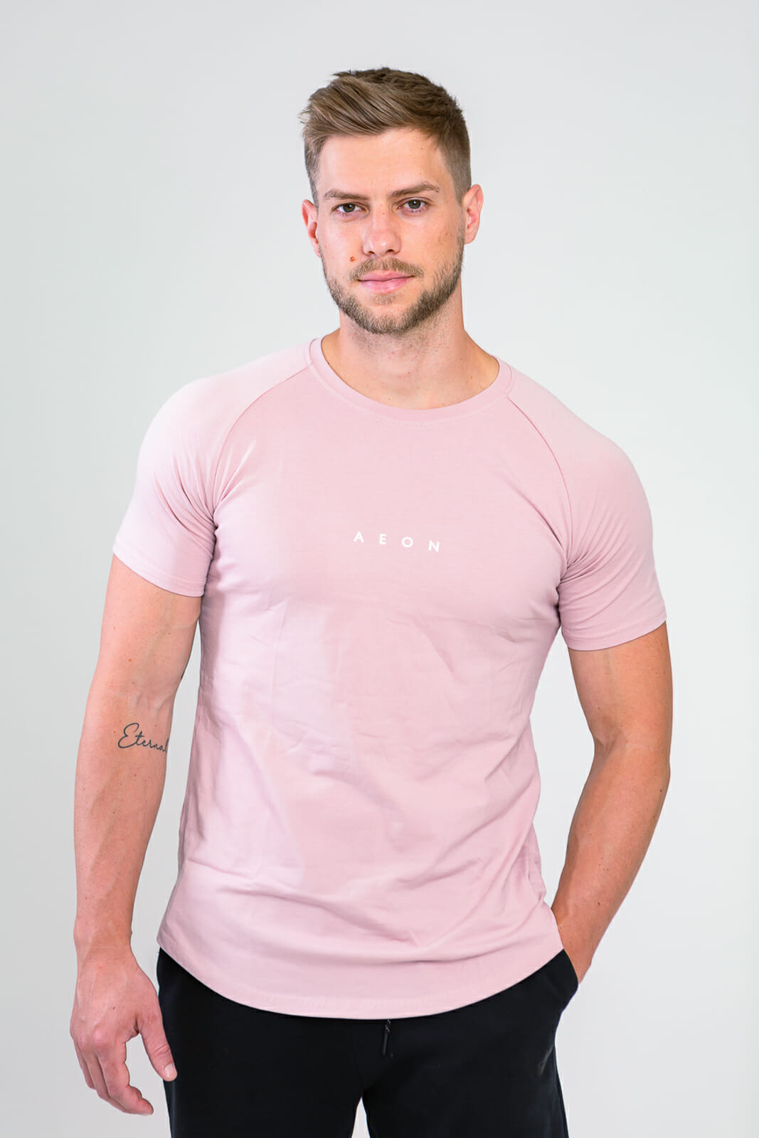 ZÁKLADNÍ ŽIVOTNÍ TEE